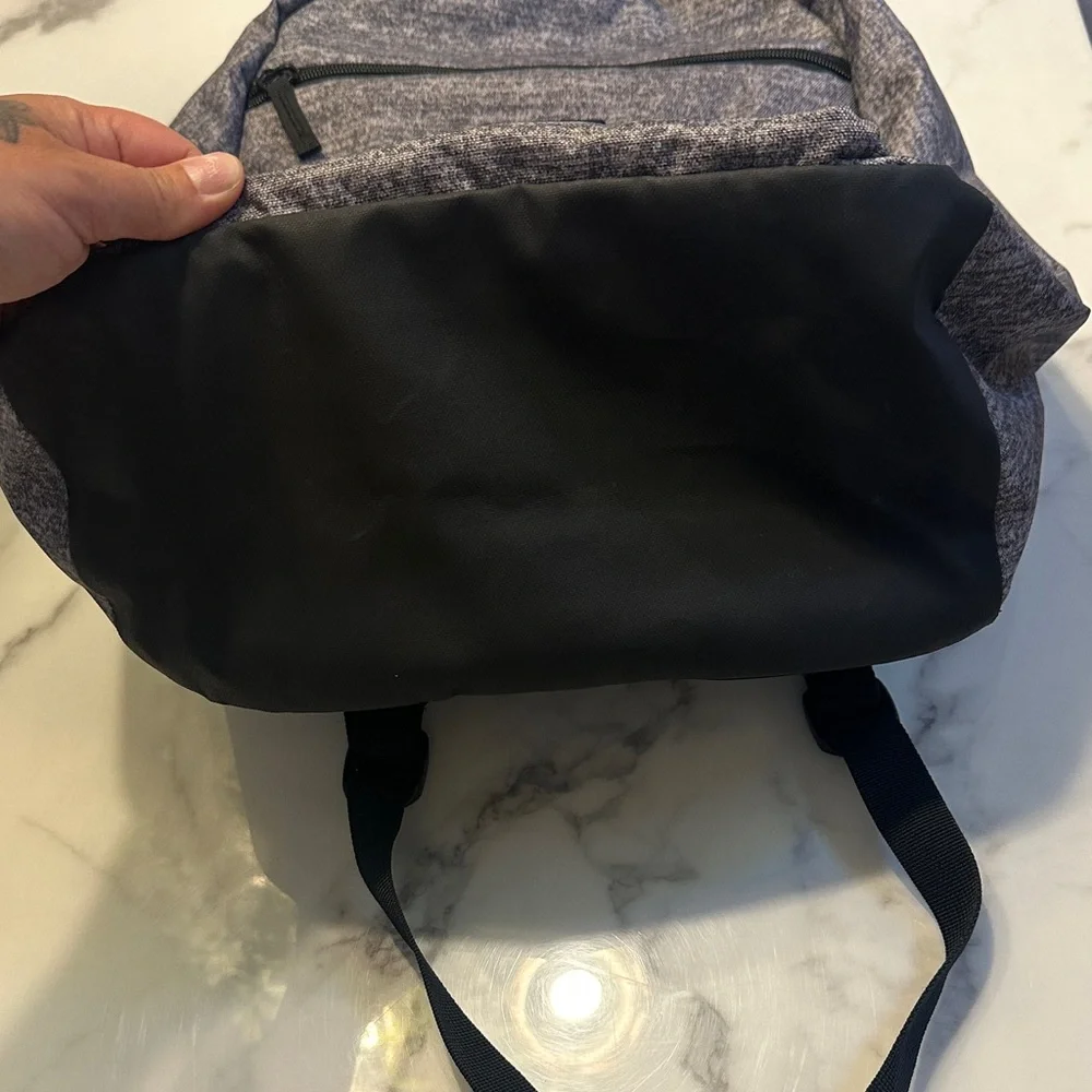 Adidas Heathered Gray Men's Backpack - Picture 3 of 5